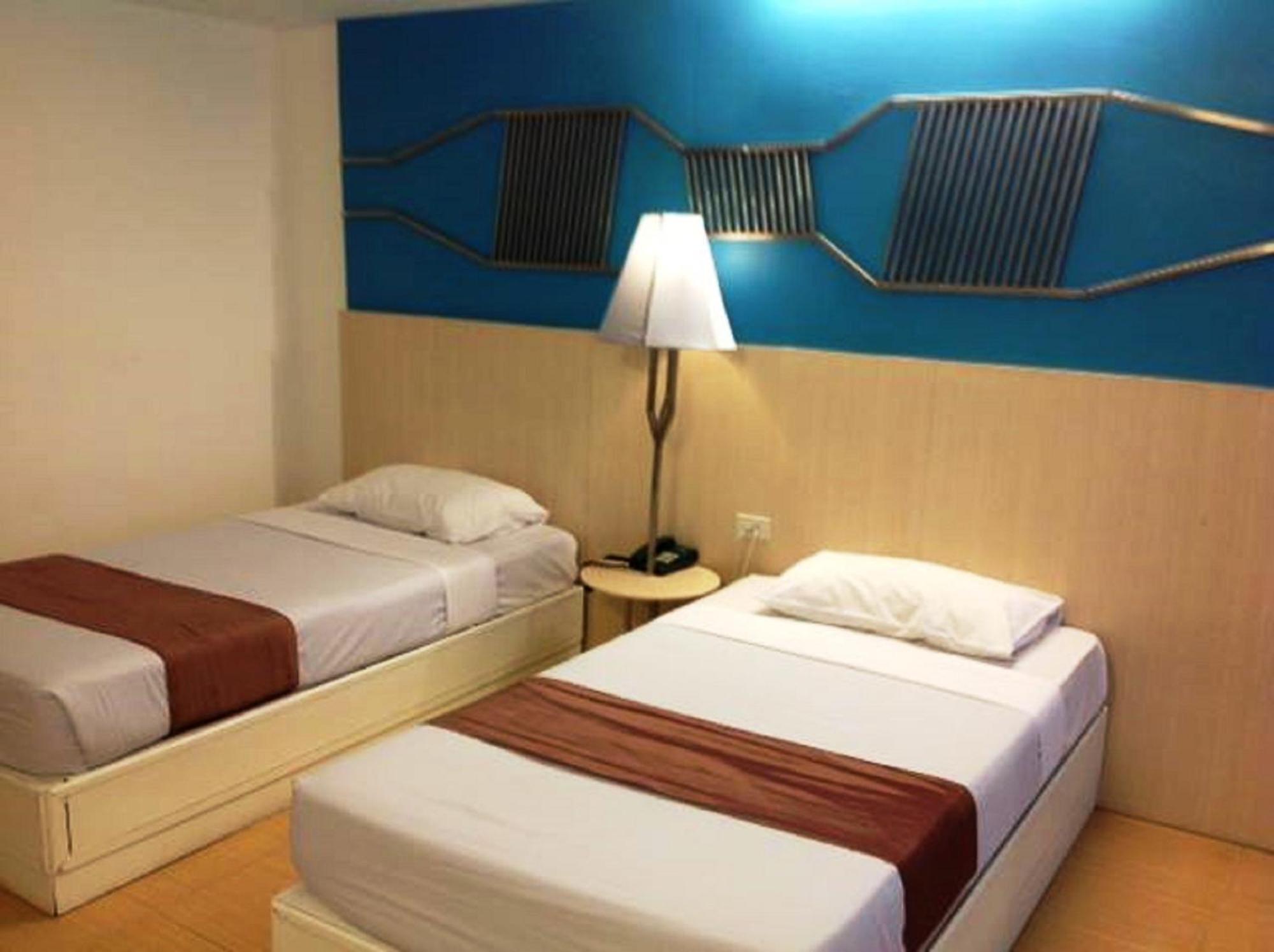 Highway Hotel, Chiang Mai